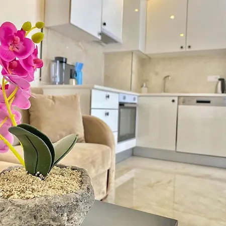 Rose 6 Comfort Living At Cleopatra